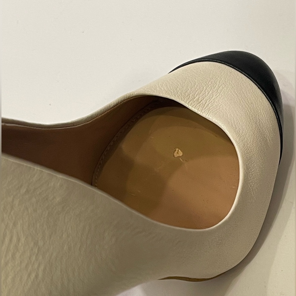 Banana Republic Kiley Cream & Black Colorblock Leather Heels - Size 5.5 ✨ - Picture 6 of 11